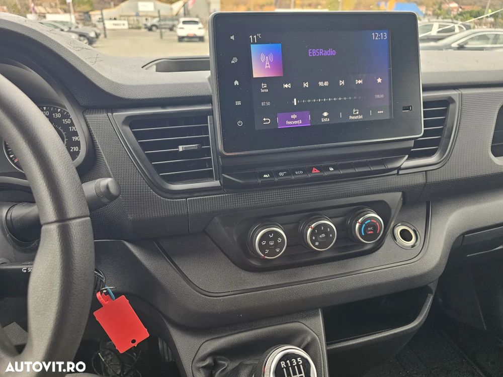 Renault Trafic 2.0 Blue dCi 150 Furgon Cabina Dubla L2H1 - 7