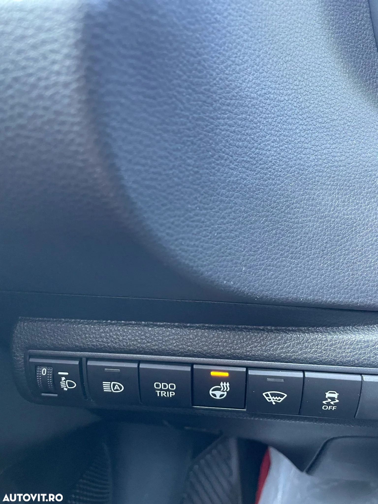 Toyota Corolla - 10