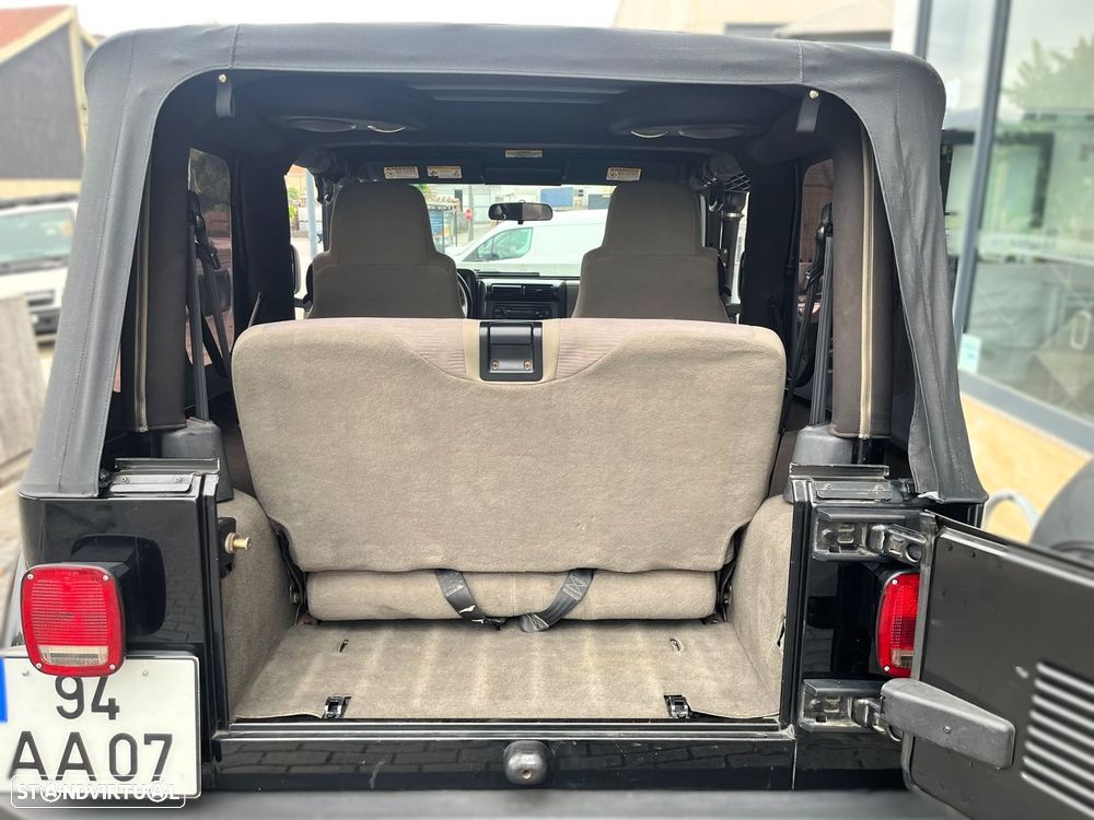 Jeep Wrangler 2.4 - 30