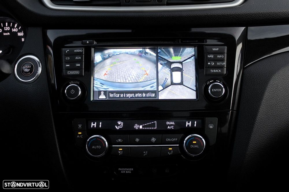 Nissan Qashqai 1.2 DIG-T N-Connecta - 33