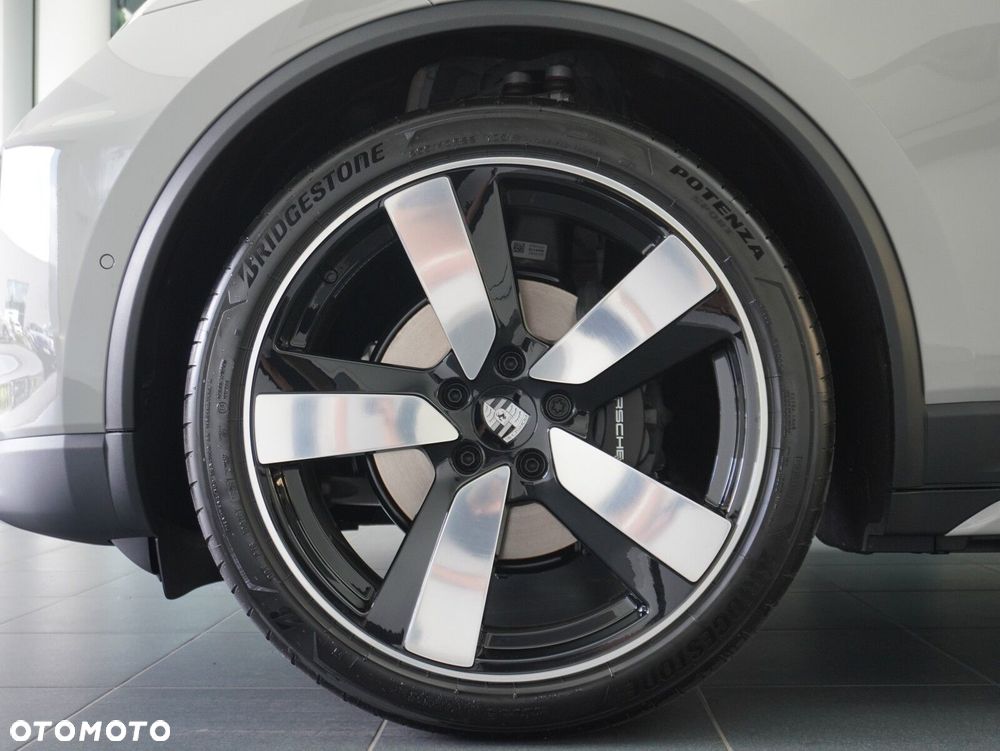 Porsche Macan 4 100kWh - 12