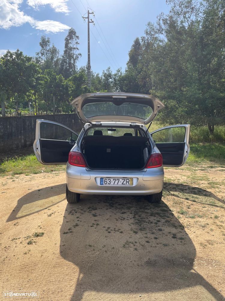 Peugeot 307 1.6 HDi Premium - 18
