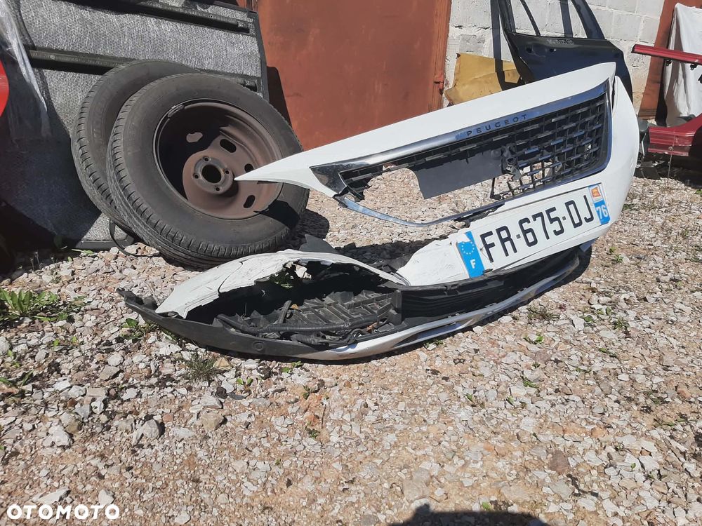 Peugeot 5008 BlueHDi 130 EAT8 Active - 21