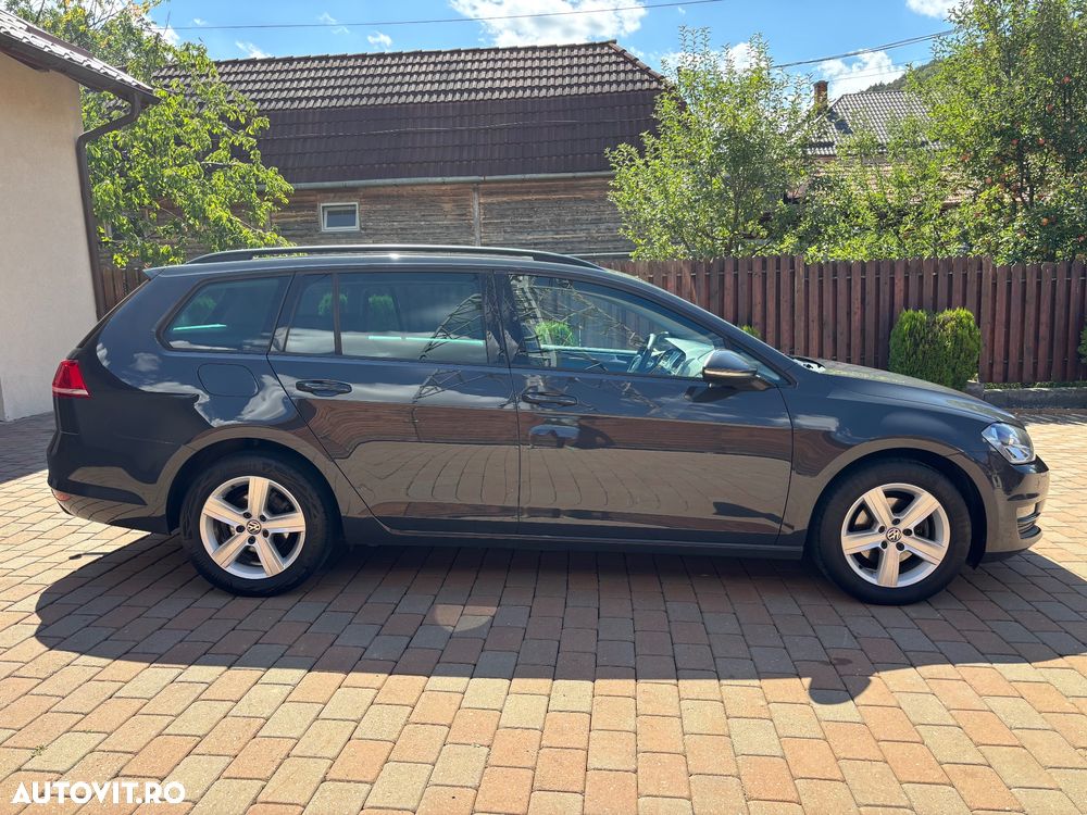 Volkswagen Golf 1.6 TDI BlueMotion Comfortline - 10