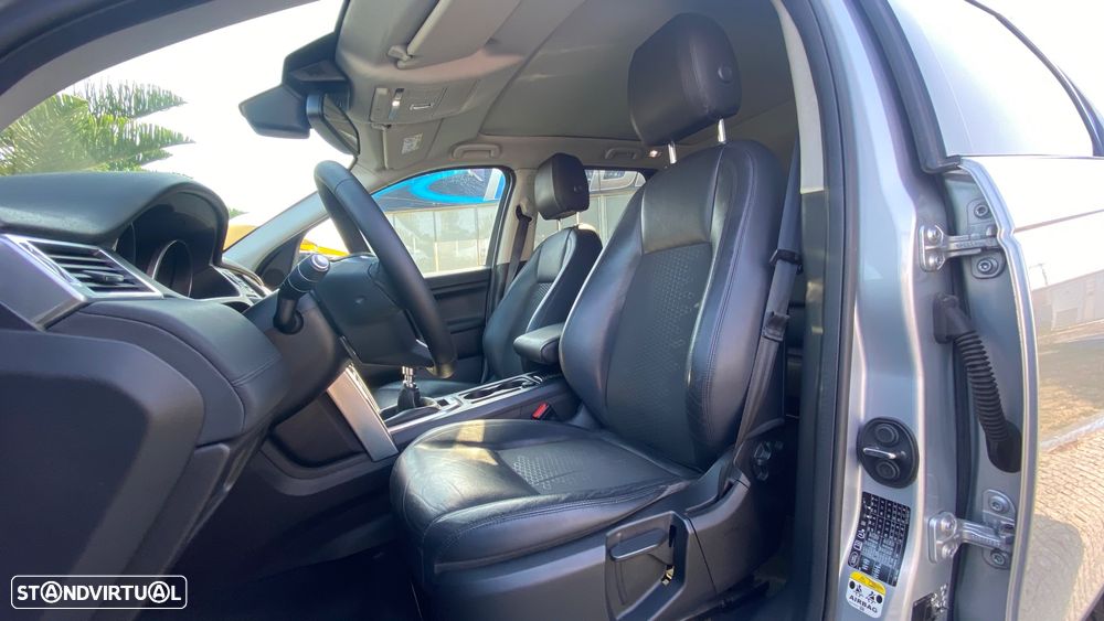 Land Rover Discovery Sport 2.0 TD4 SE - 21