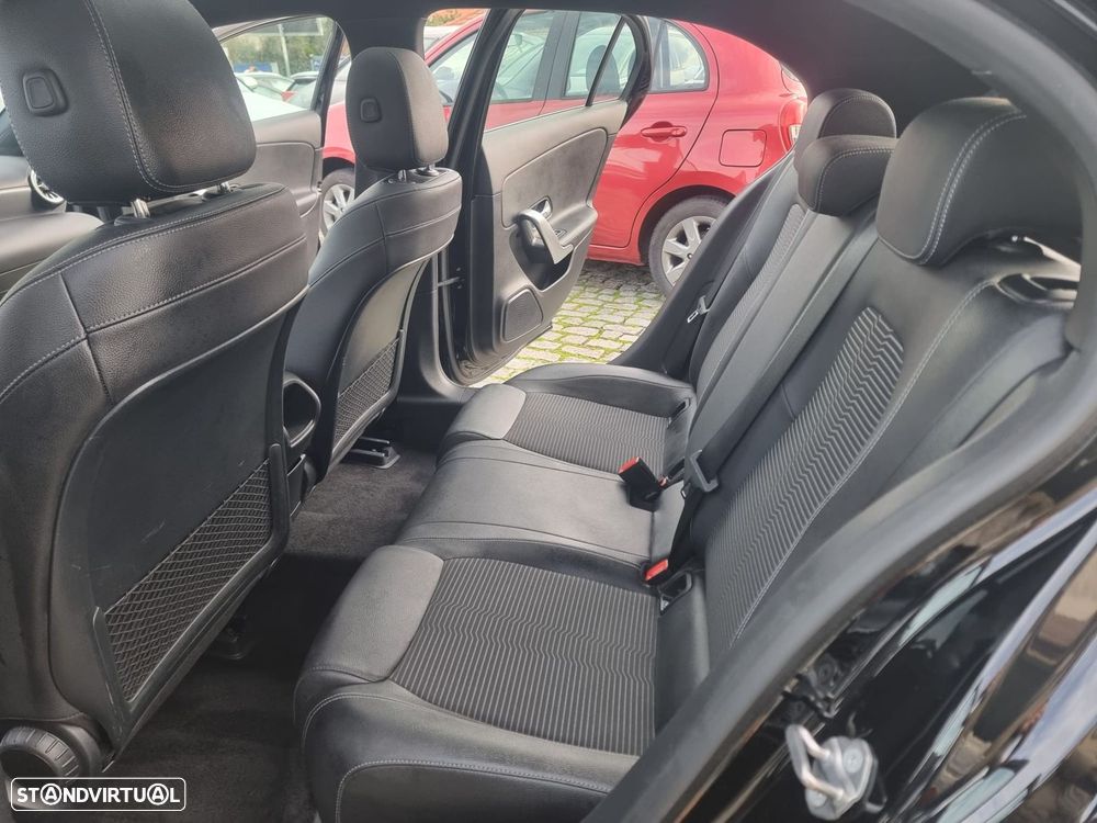 Mercedes-Benz A 180 - 13