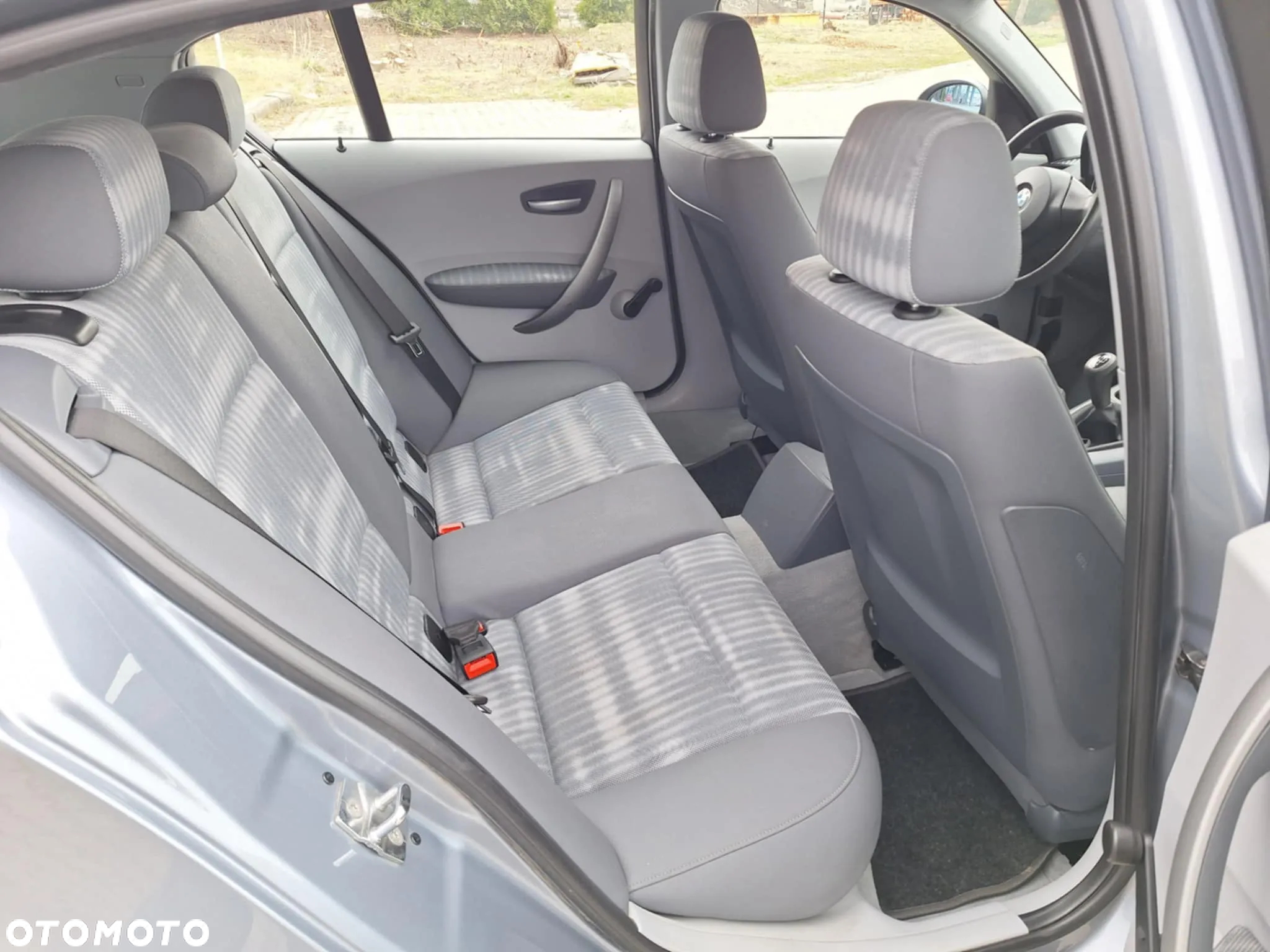BMW Seria 1 116i - 10