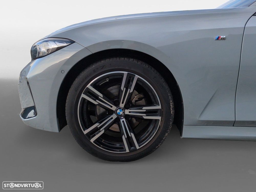 BMW 320 d Touring Pack Desportivo M Auto - 14