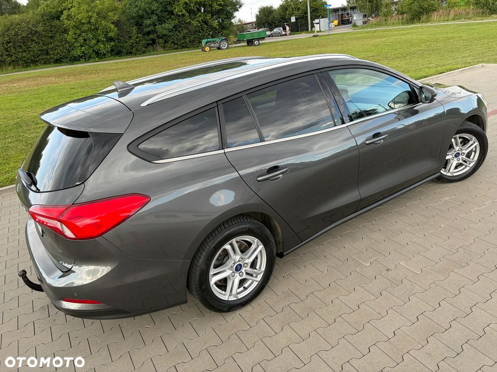 Ford Focus 1.5 EcoBlue Start-Stopp-System TITANIUM DESIGN - 34