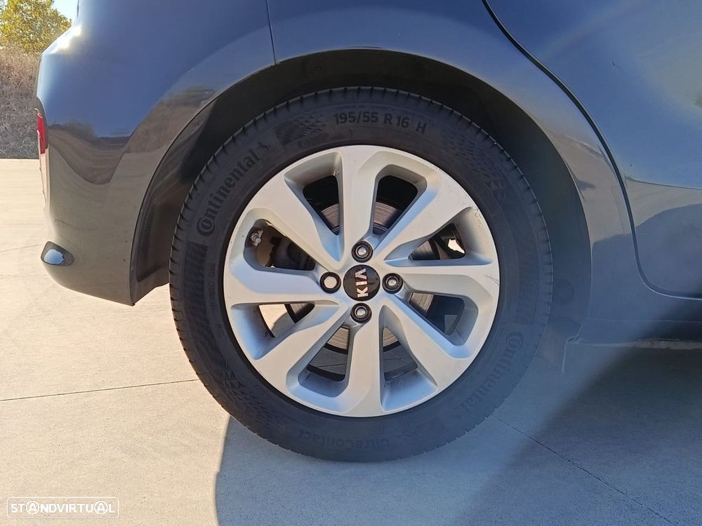 Kia Rio 1.1 CRDi TX ISG - 14