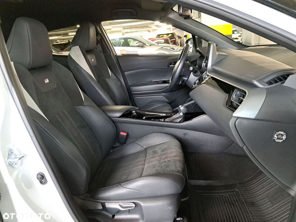 Toyota C-HR 2.0 Hybrid GR Sport - 16