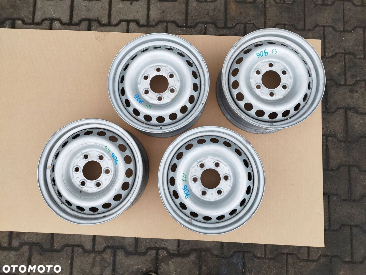 FELGA FELGI STALOWE SPRINTER 906 CRAFTER 6.5J X 16 H2 - 1
