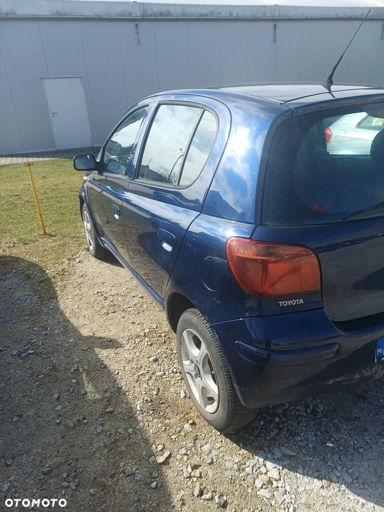 Toyota Yaris - 2