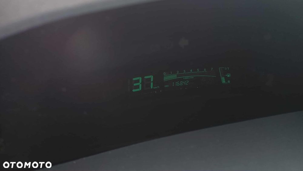 Toyota Yaris 1.0 Terra - 10