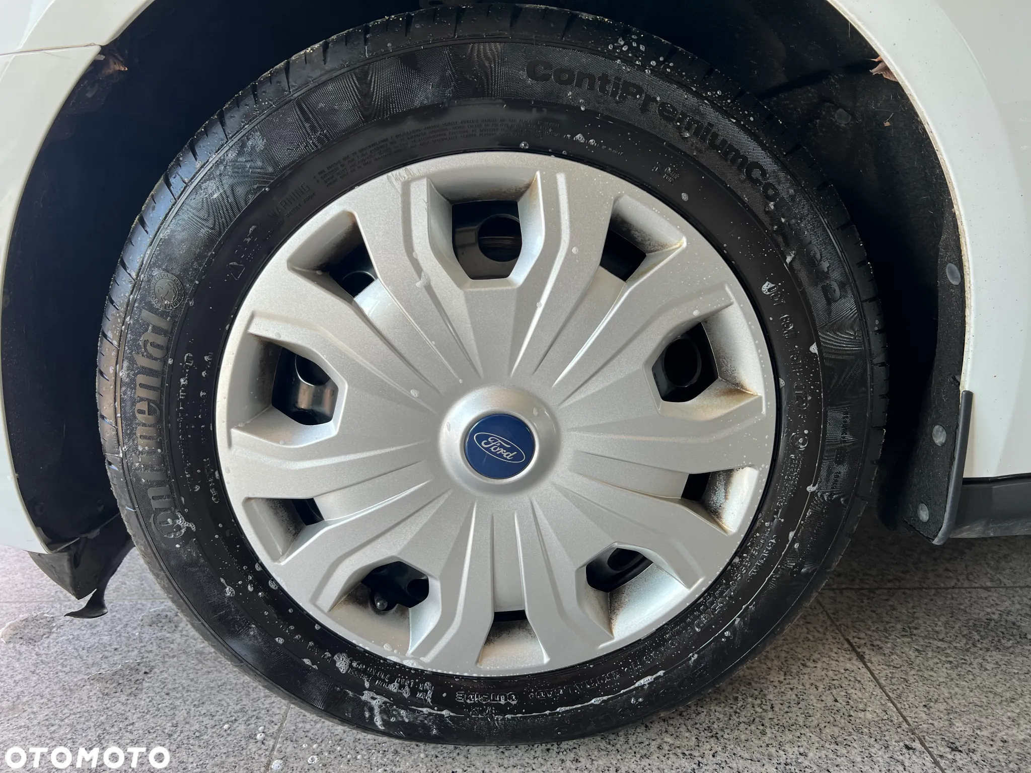 Ford Connect - 8