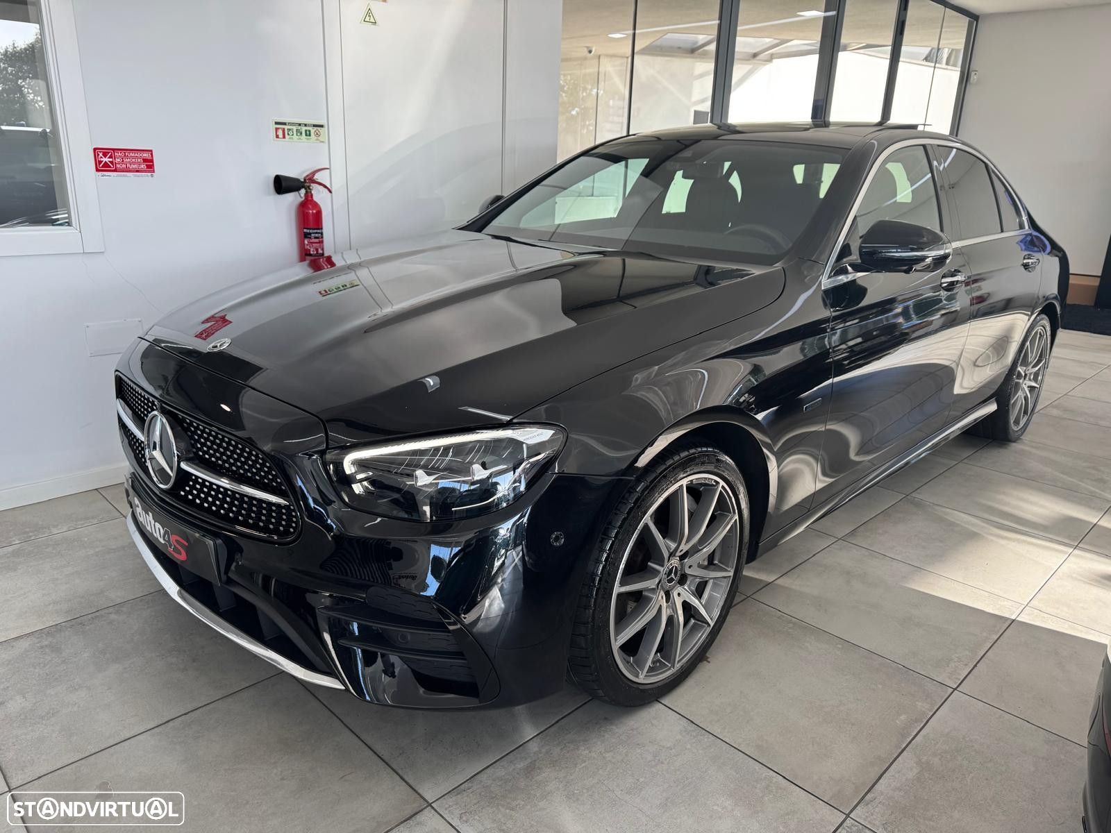 Mercedes-Benz E 300 de AMG Line - 1