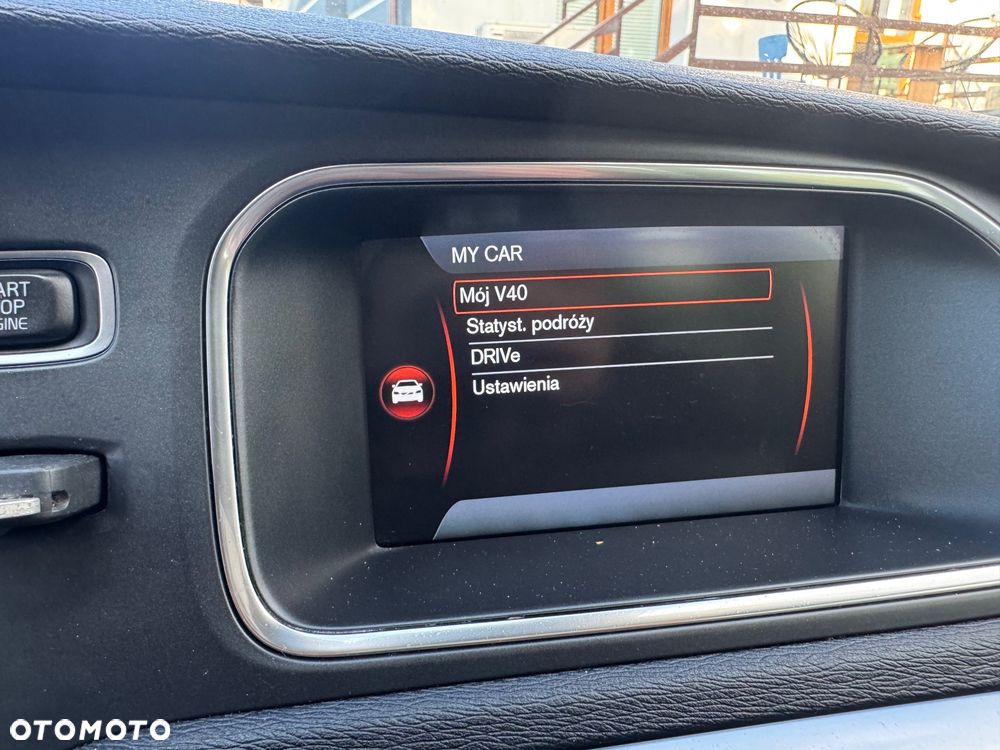 Volvo V40 D2 Momentum - 9