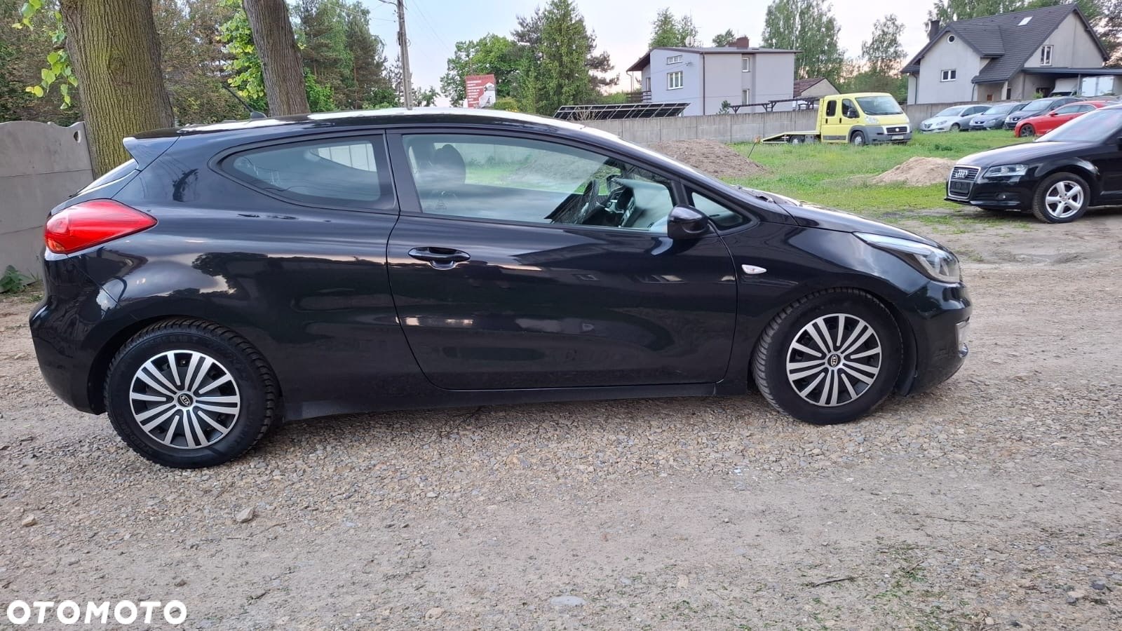 Kia ProCeed - 12