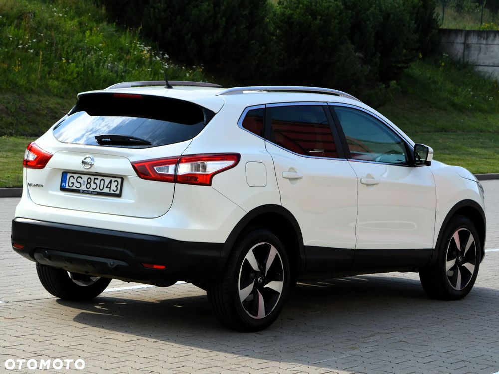 Nissan Qashqai 1.6 DIG-T Tekna+ - 2