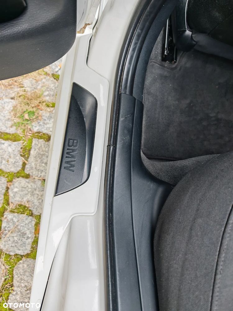 BMW Seria 1 - 35
