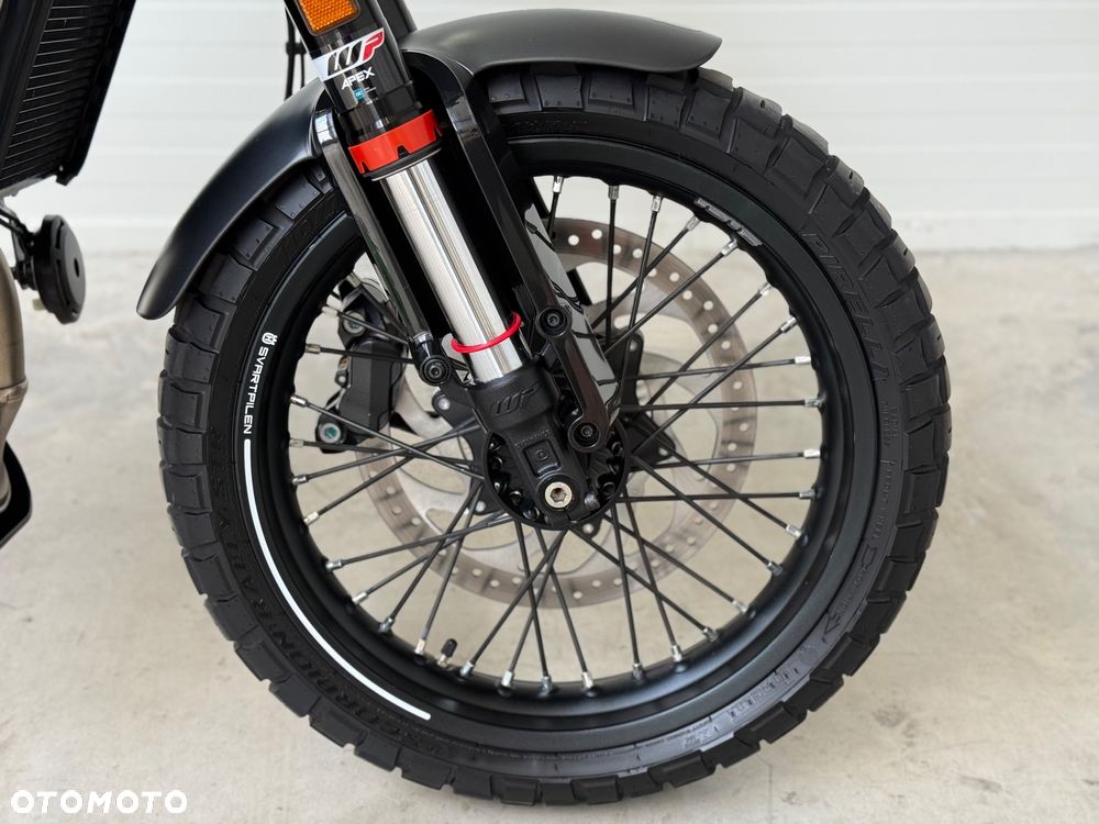 Husqvarna Svartpilen - 10