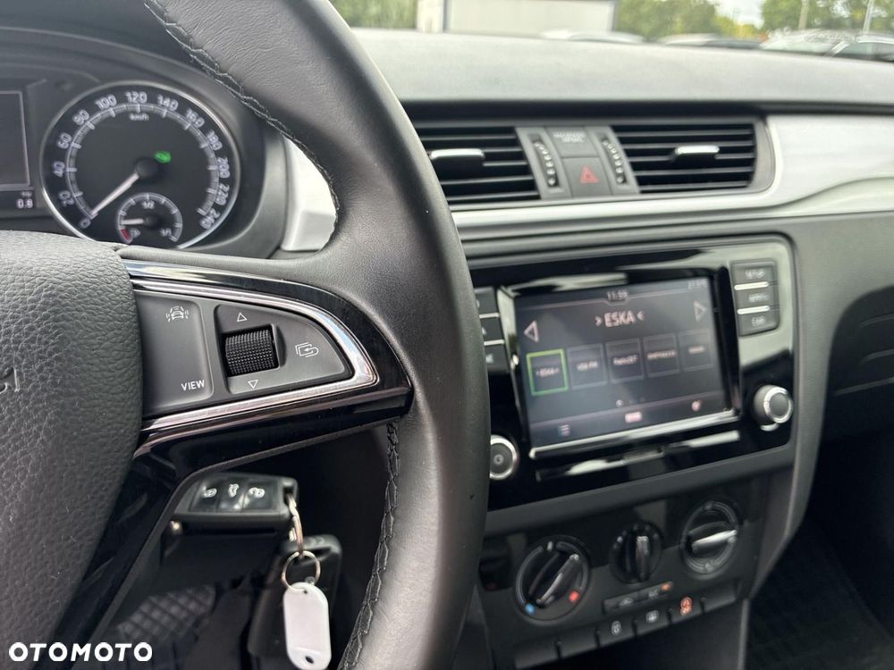 Skoda RAPID - 21
