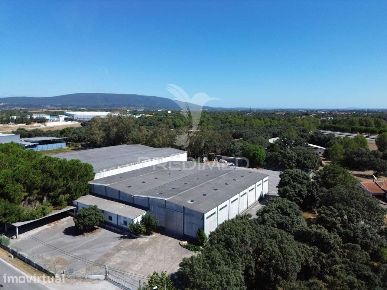 Pavilhão Bugalhos - Alcanena com um área de 1.799,00m2 - Grande imagem: 4/31