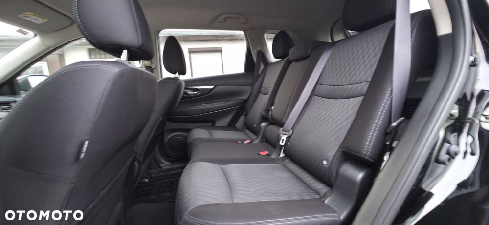 Nissan X-Trail 2.0 dCi ALL-MODE 4x4i Xtronic Acenta - 25