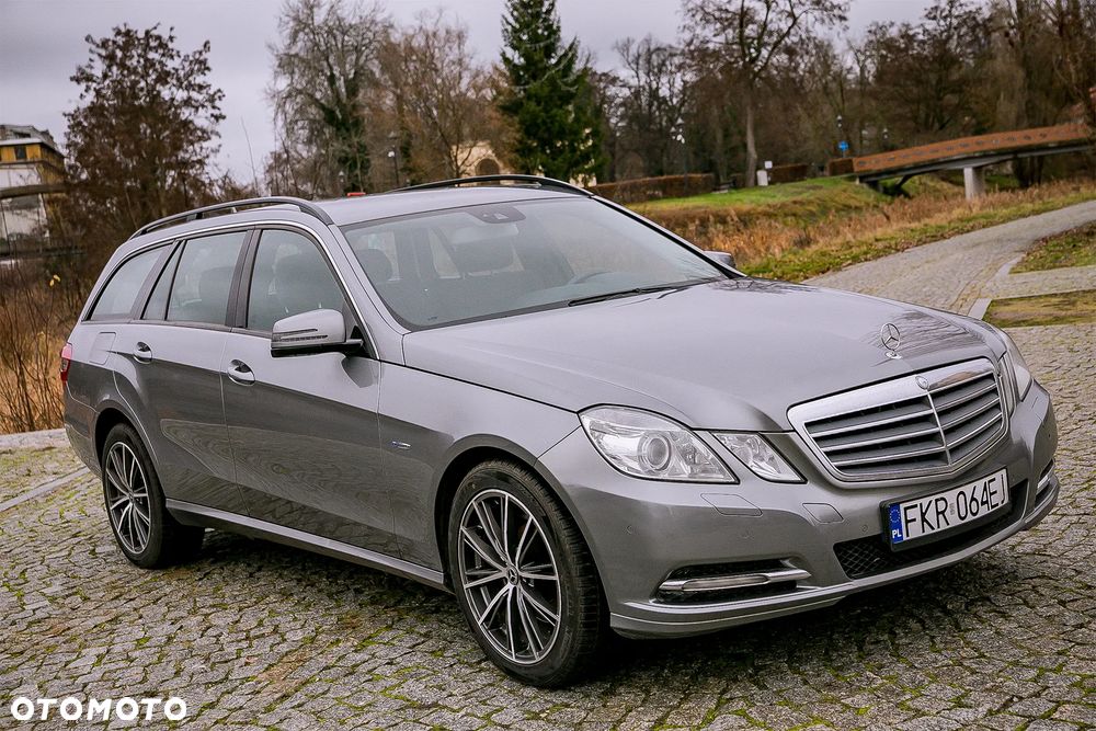Mercedes-Benz Klasa E 250 CDI BlueEff - 3