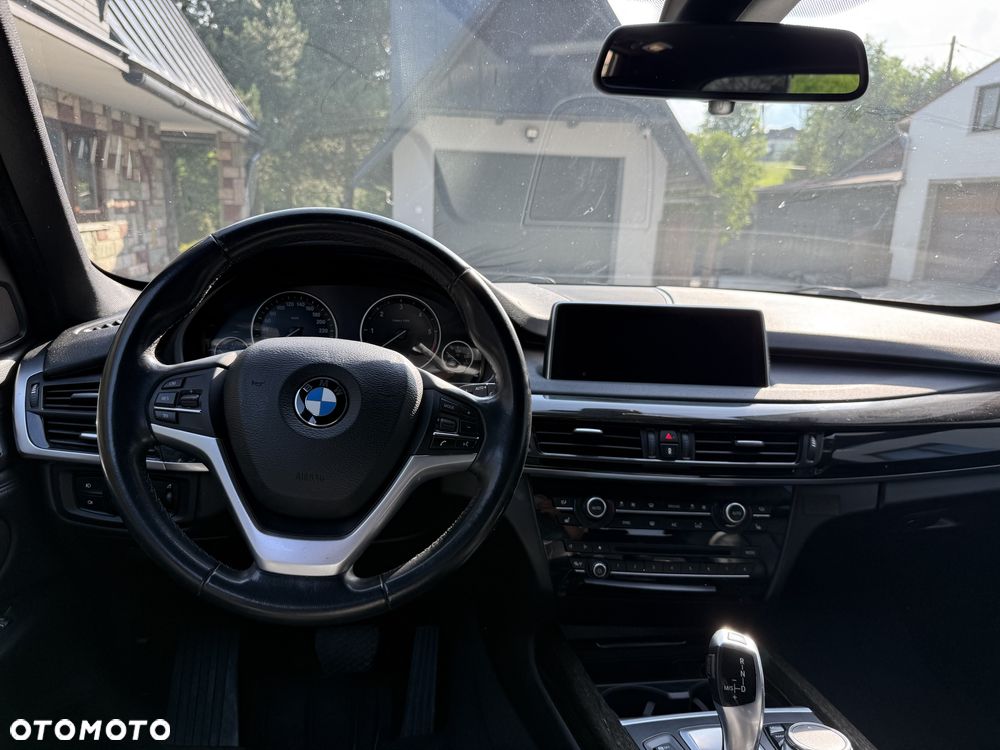 BMW X5 xDrive25d - 10