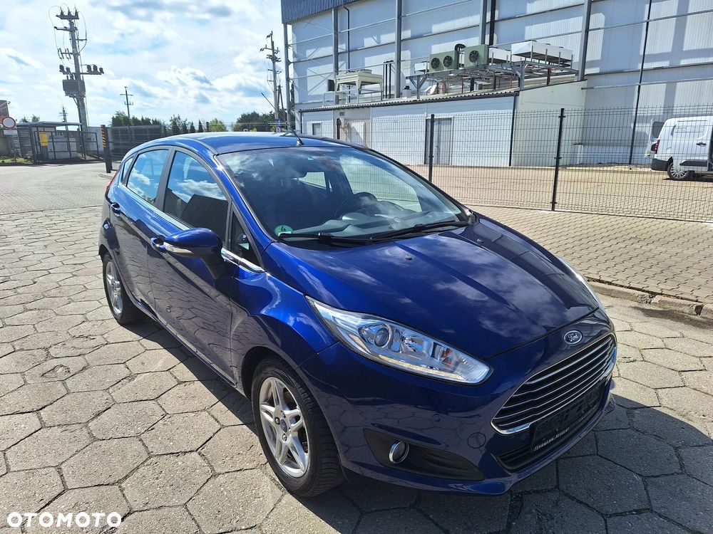 Ford Fiesta 1.0 EcoBoost S&S TITANIUM X - 4