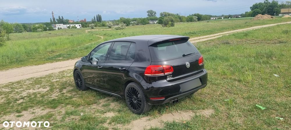Volkswagen Golf 2.0 TDI DPF DSG GTD - 5