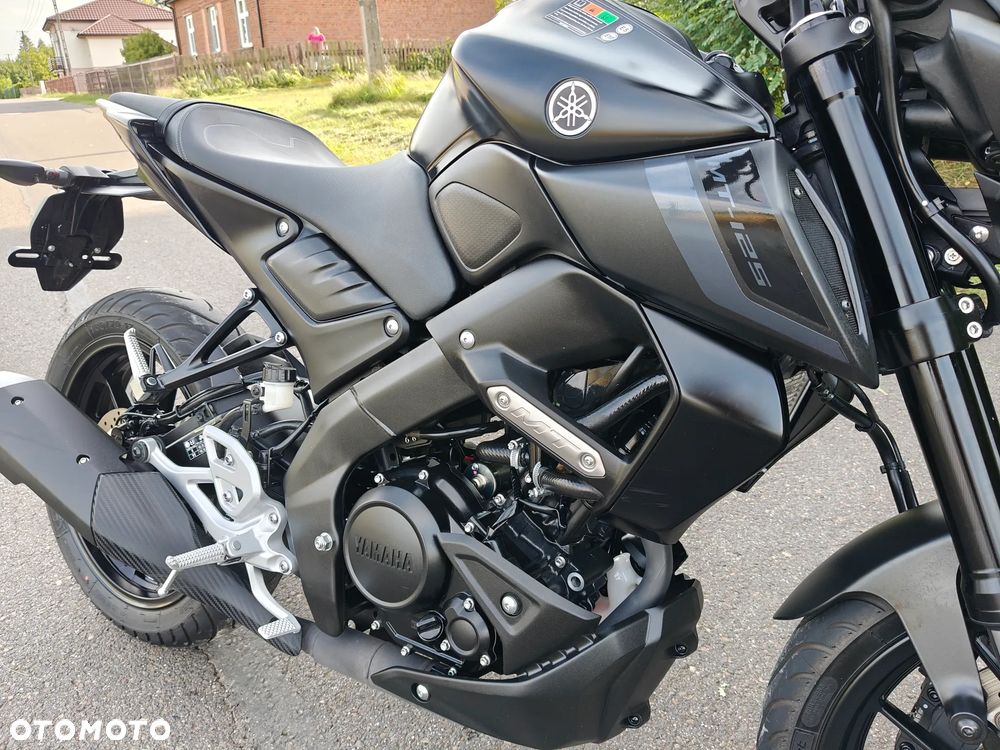 Yamaha MT - 22