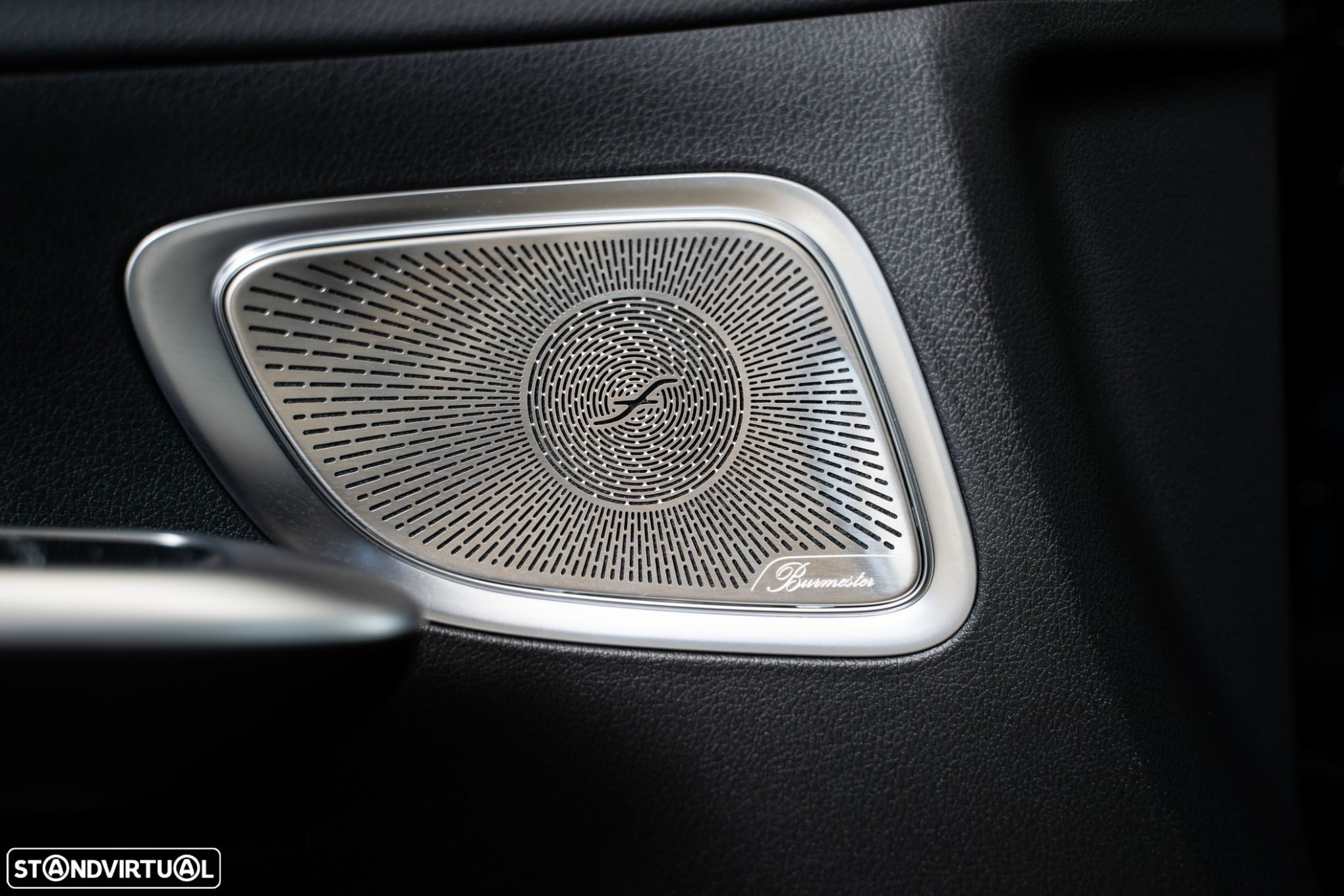 Mercedes-Benz C 300 e AMG Line - 20