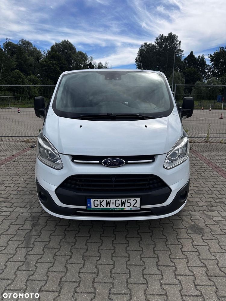Ford Custom - 3