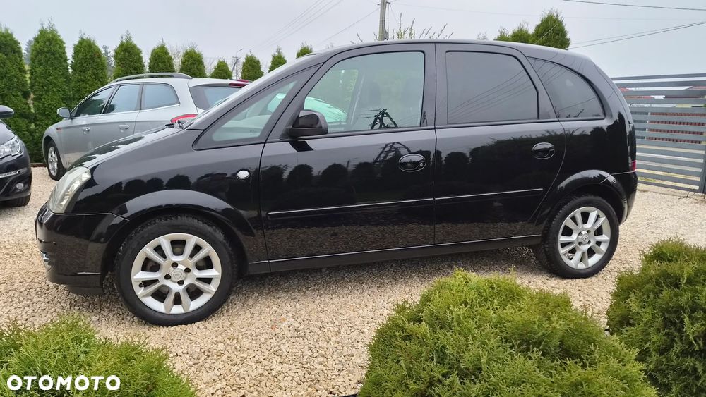 Opel Meriva 1.6 16V Cosmo - 16