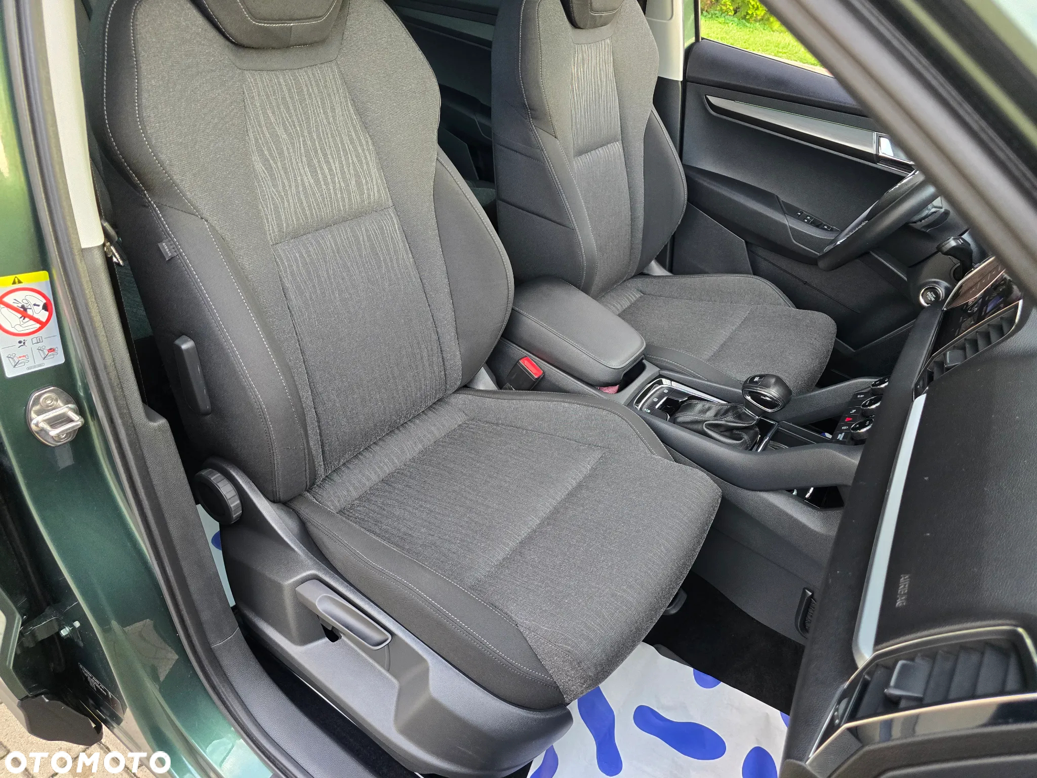 Skoda Karoq 1.5 TSI ACT 4x2 Ambition DSG - 32