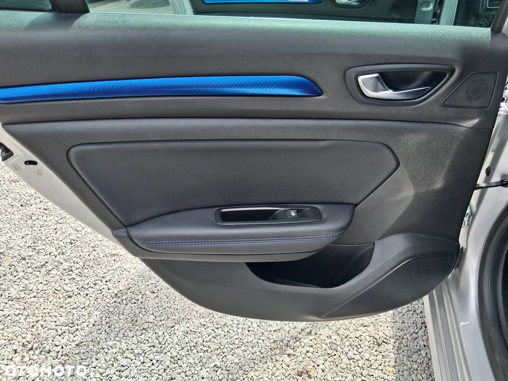Renault Megane ENERGY dCi 110 EDC BOSE EDITION - 28