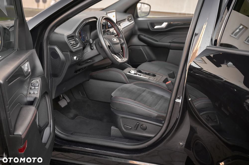Ford Kuga 1.5 EcoBlue ST-LINE - 24
