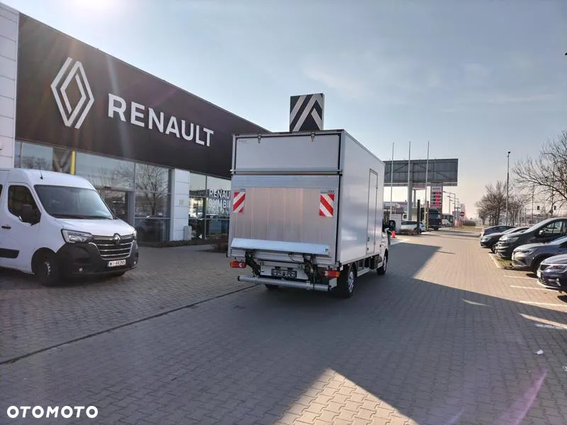 Renault Master Kontener 8 EP + Winda 750 KG - 2