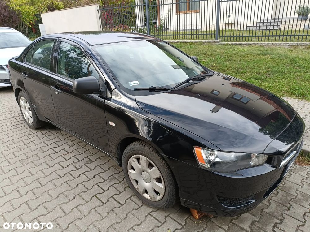 Mitsubishi Lancer - 8