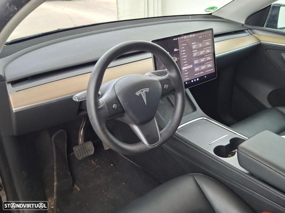 Tesla Model Y Long Range Tração Integral - 4