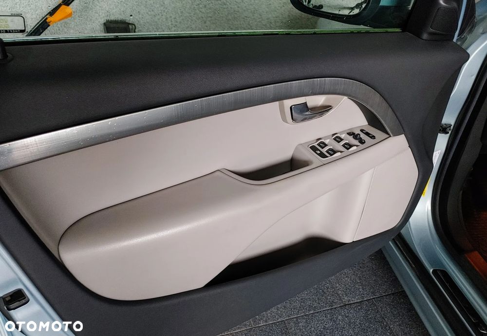 Volvo V70 2.0 Summum - 10