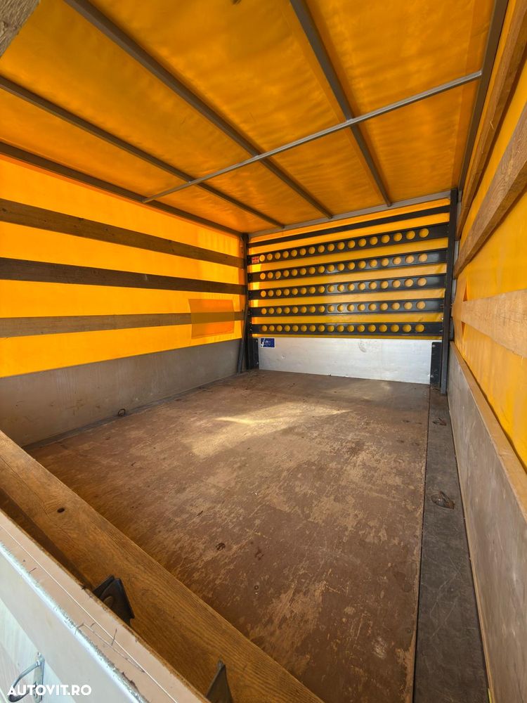 Volkswagen Crafter 3.5 CD Bena L4 FWD 75kW - 16