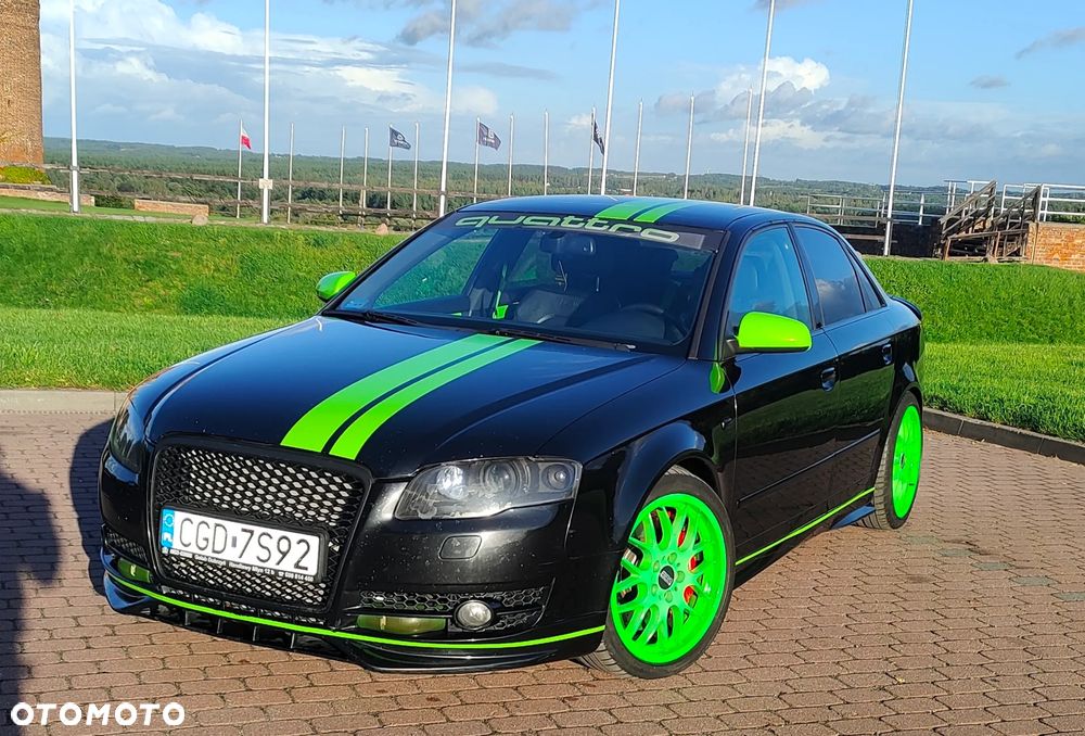 Audi A4 Limousine - 1