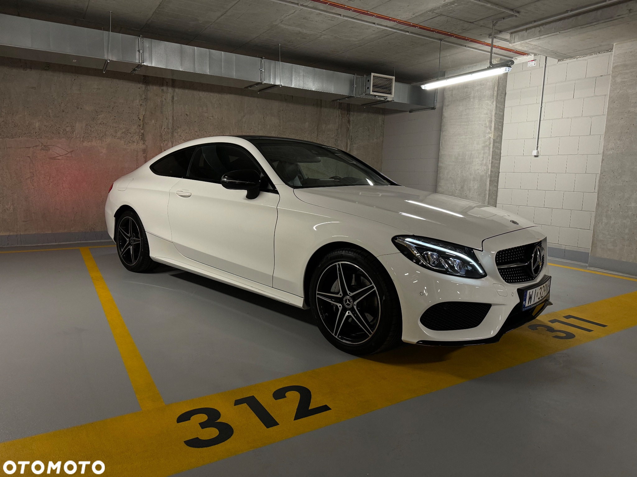 Mercedes-Benz Klasa C 200 4-Matic 9G-TRONIC - 2