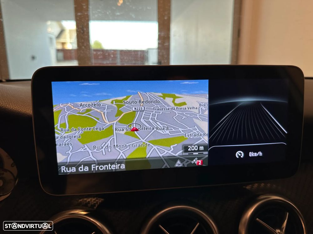 Mercedes-Benz A 180 d AMG Line - 13