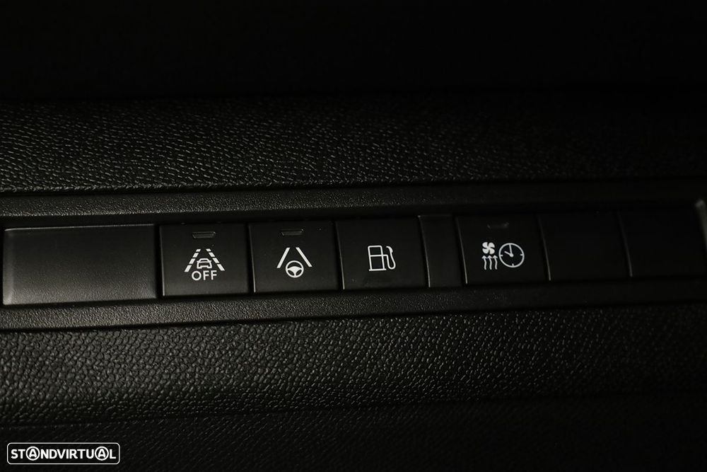 Peugeot 3008 1.6 Hybrid GT e-EAT8 - 20