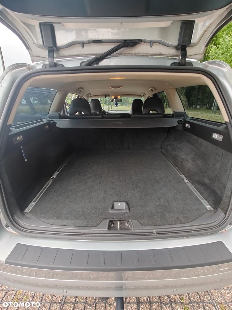Volvo V70 2.5T Summum - 12