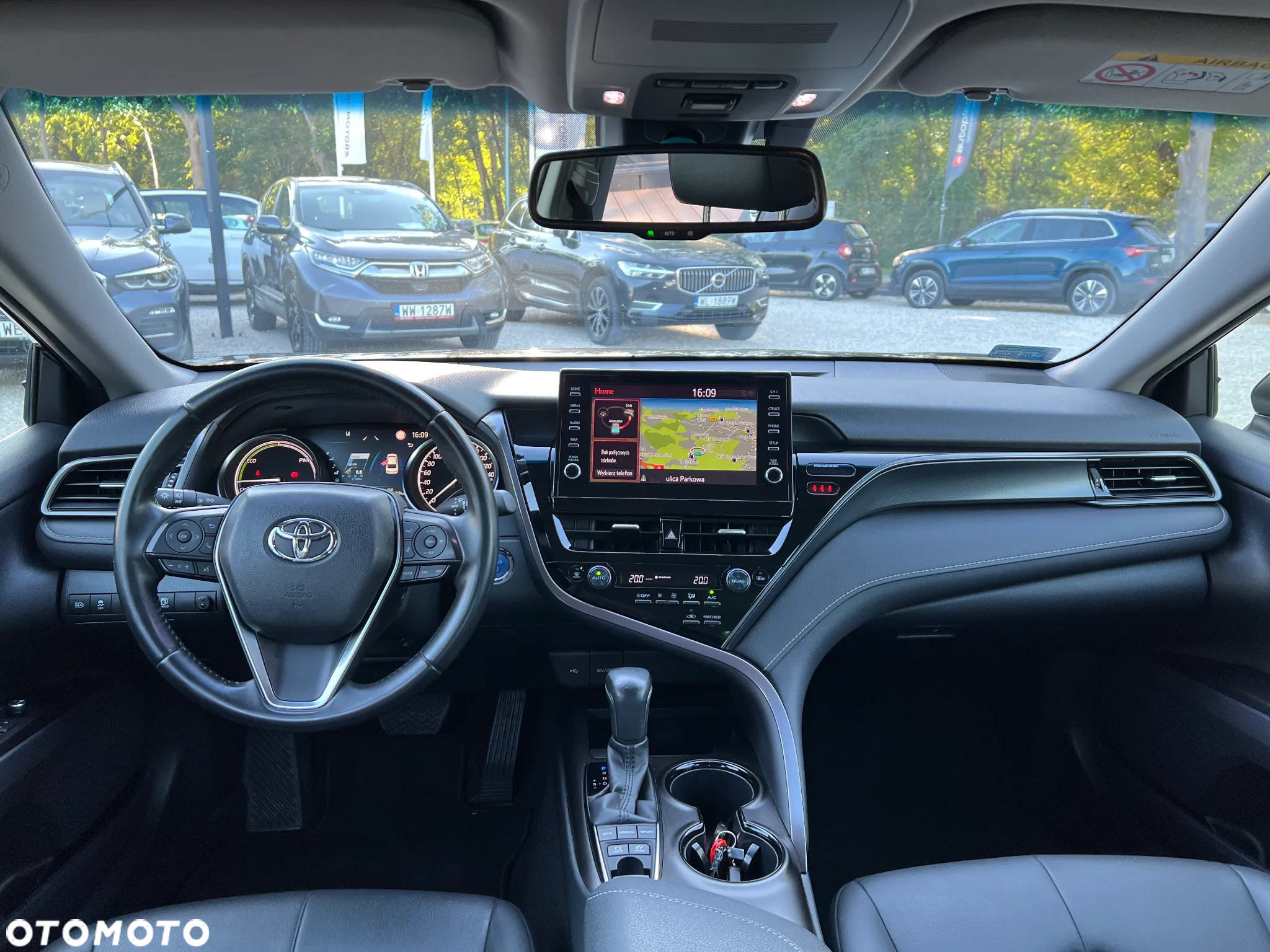 Toyota Camry - 20